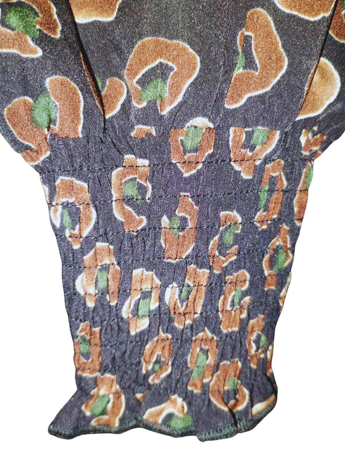 Blusa negra estampados geométricos café y verde cod 4000013