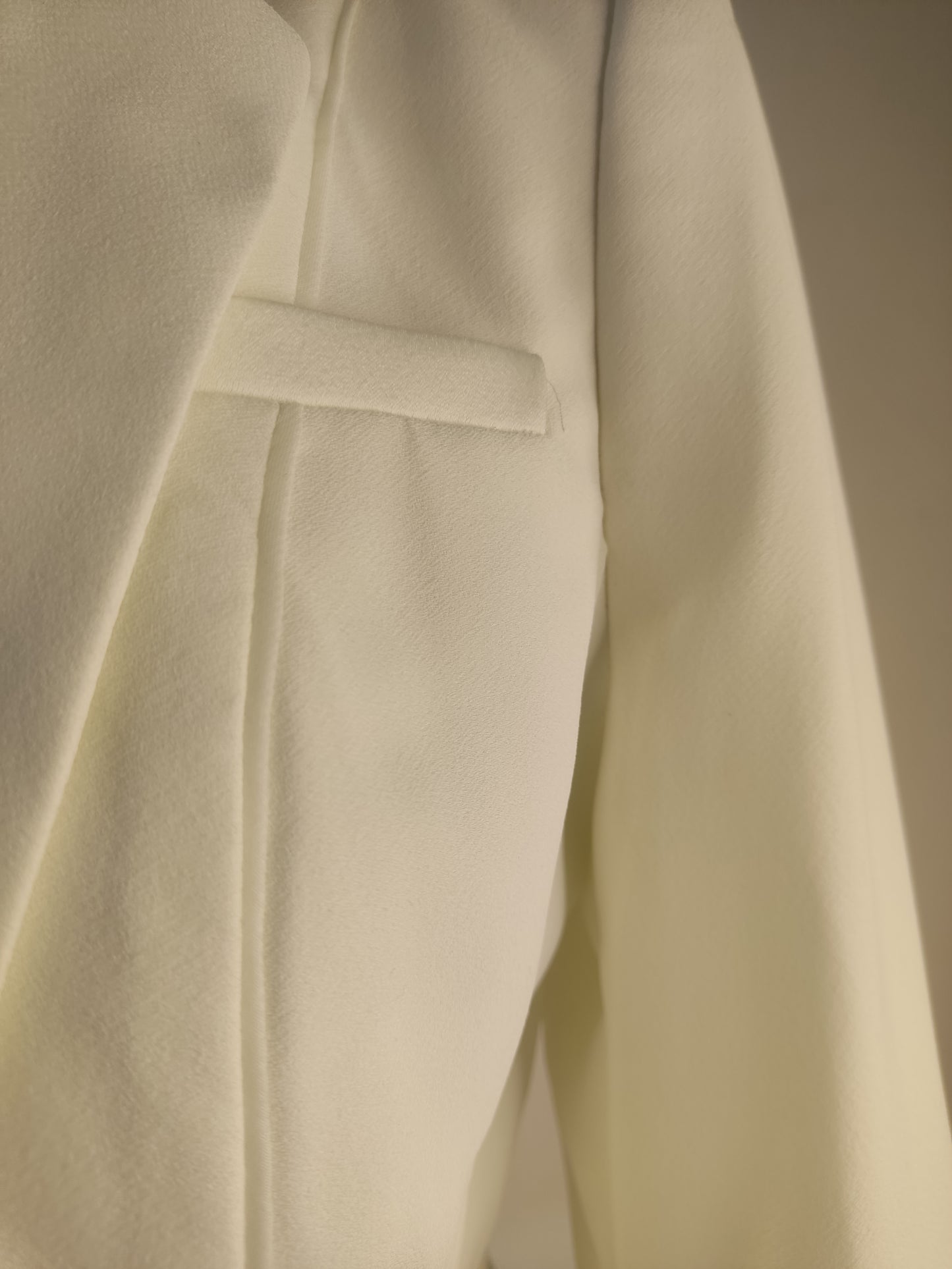 Chaqueta blazer marfil botón único cod 1000003