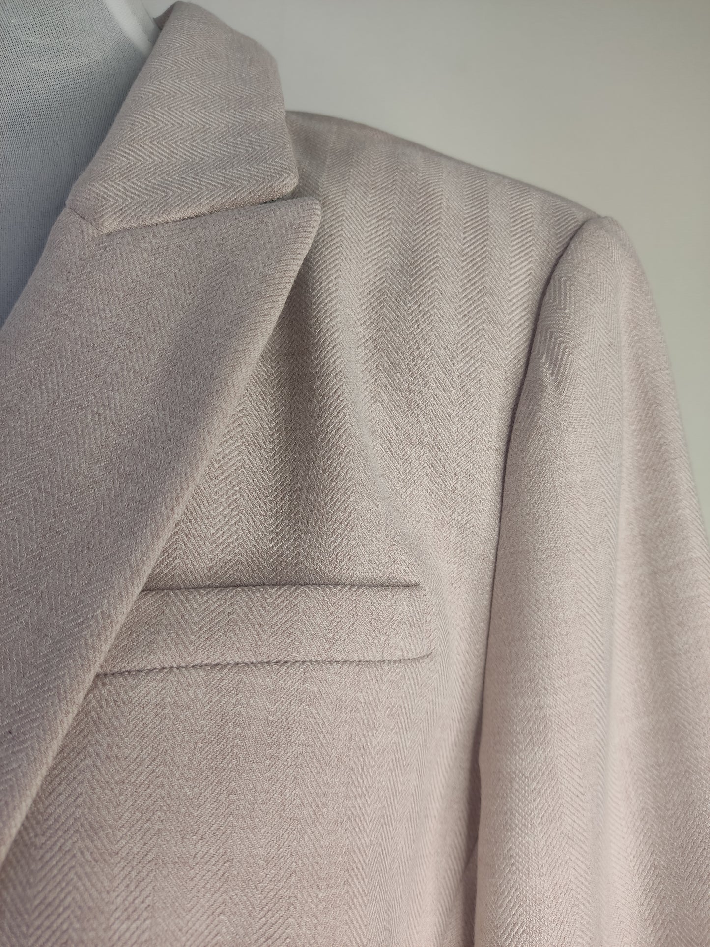 Chaqueta blazer rosado diseño espiga de punto cod 1000002