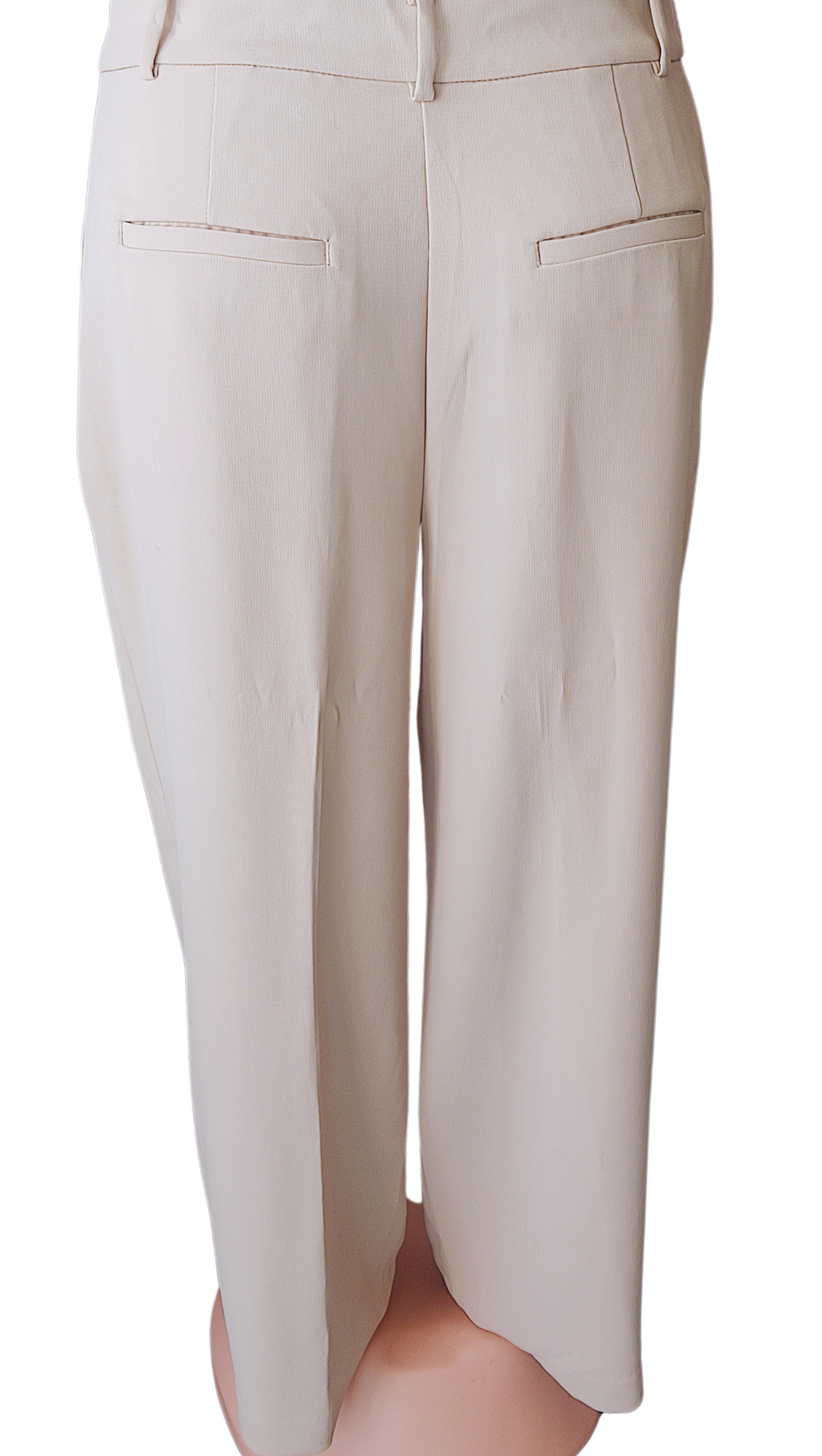 Pantalón color beige claro corte recto amplio cod 3000006