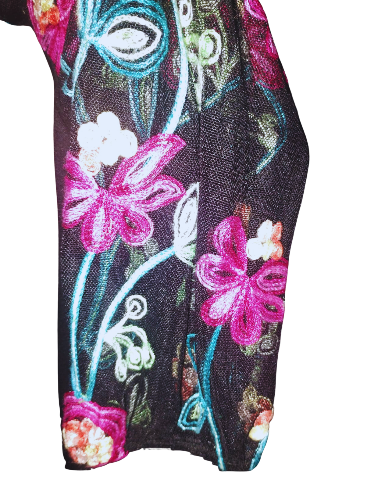 Blusa negra abotonada frontal con bordados florales cod 4000014