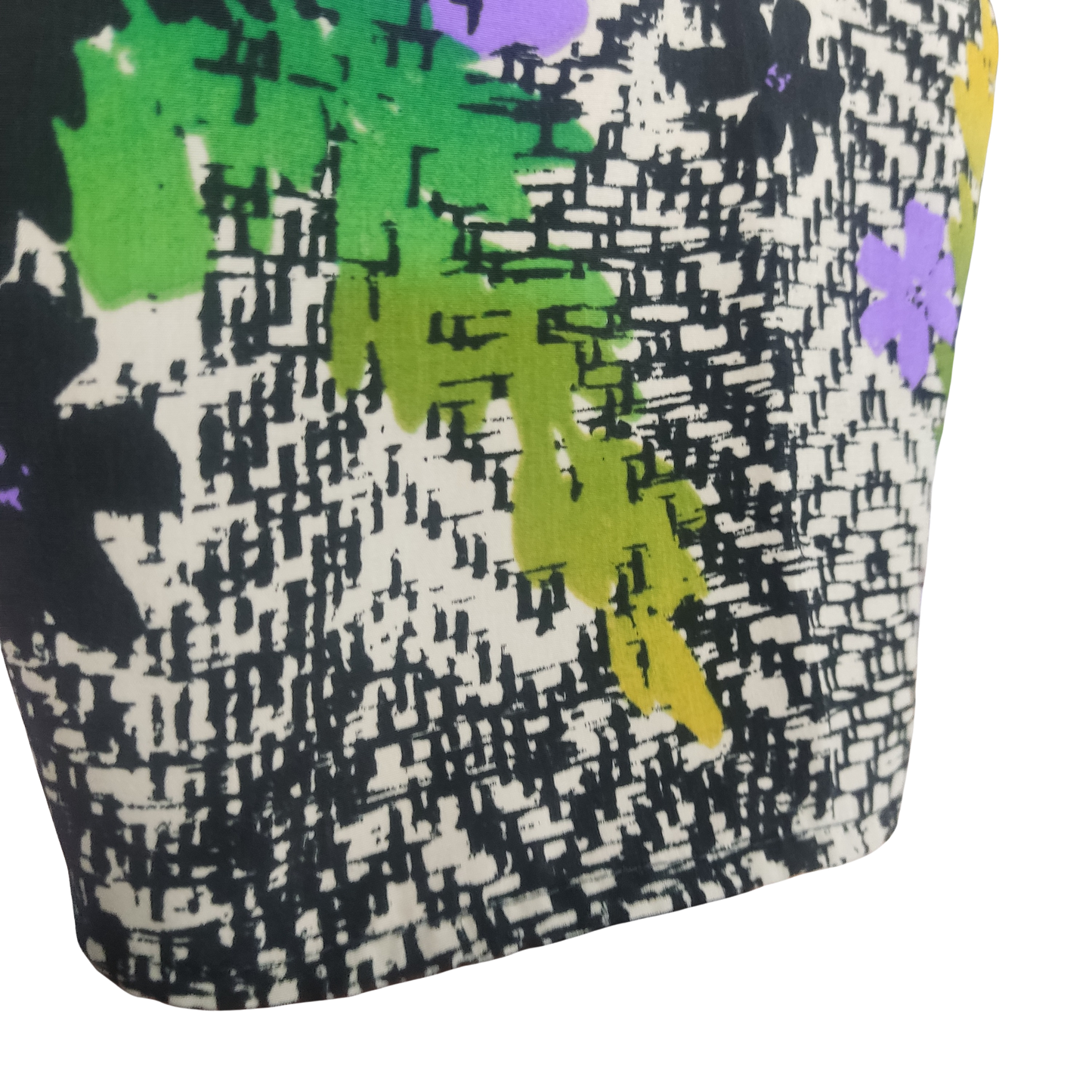 Blusa negra con estampado blanco y negro en zig zag cod 4000027