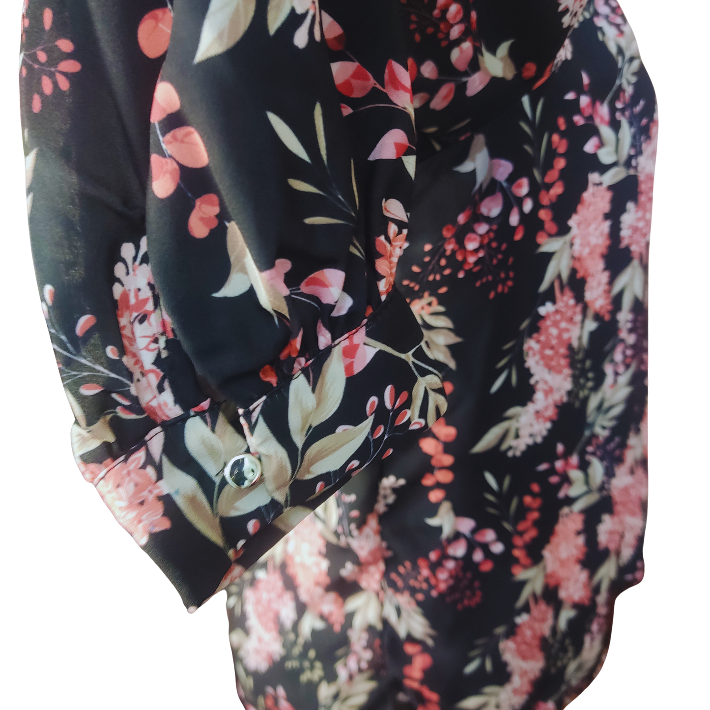 Blusa color negro con estampado floral tonos rosa blanco cod 4000029