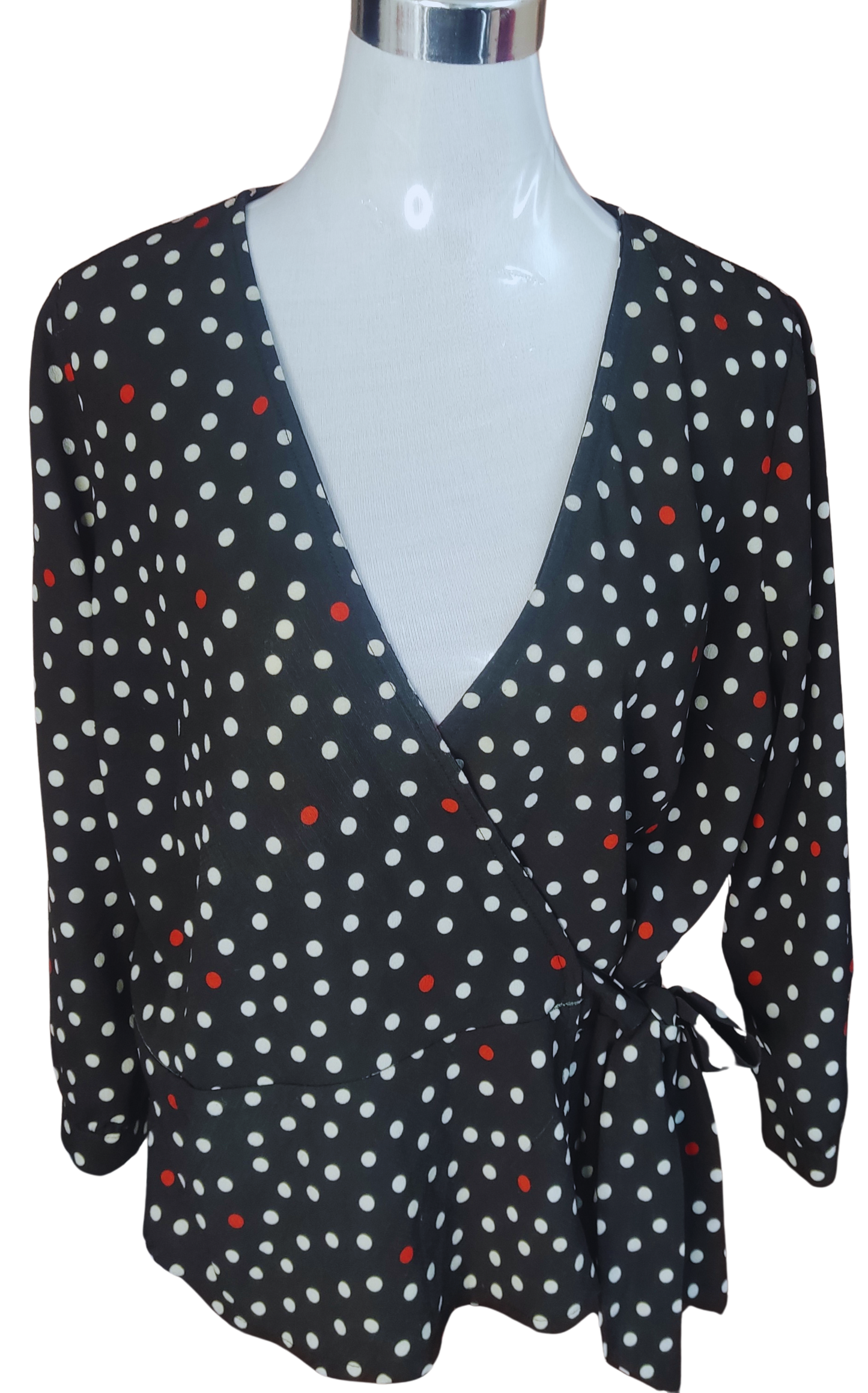 Blusa Negra con lunares rojos y blancos lazo en cintura cod 4000034